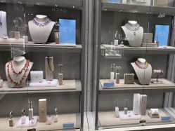 -SWAROVSKI(燕莎奥特莱斯店)