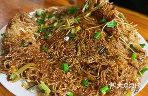 Fried Rice Noodles with Crispy Rice Cake