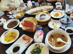 -七的湖·晚芳亭·阳澄湖农家菜·大闸蟹(莲花岛店)