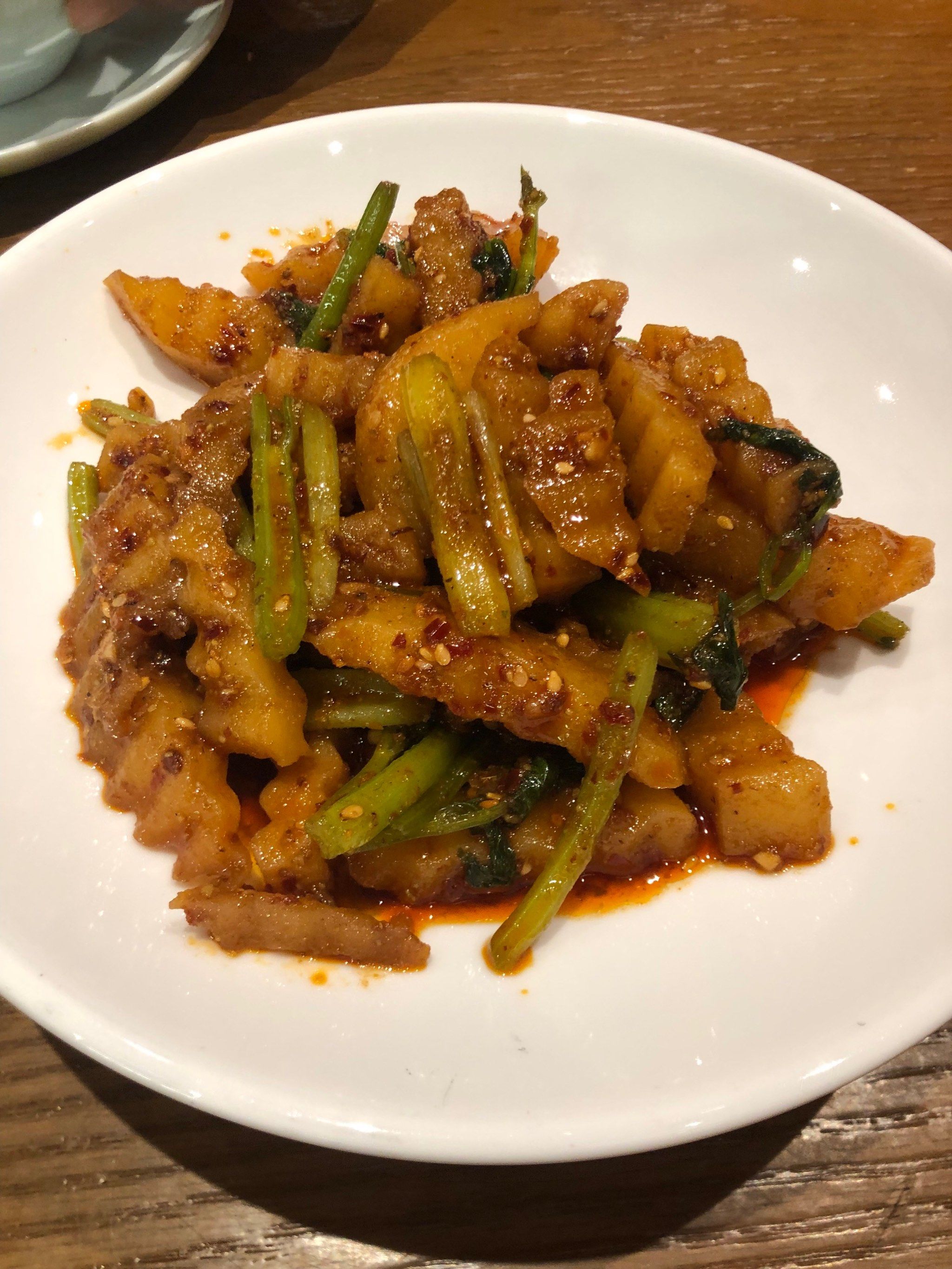 味道超级正宗,位置好找.狼牙土豆凉飕飕,酸甜口,好吃