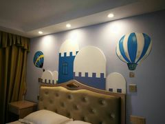 -轻住·悦享酒店(成都太平园地铁站店)