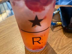 -星巴克臻选(上海合生汇1F店)