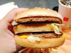 -麦当劳(中山公园龙之梦店)