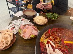 -黄潇洒老火锅(九眼桥宏济巷店)