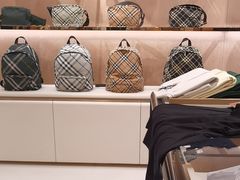 -BURBERRY(上海港汇恒隆广场店)