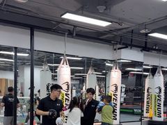 -拳力汇散打搏击泰拳俱乐部(绿地缤纷城店)