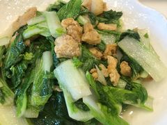 -侬佳蒸菜馆(听潮店)