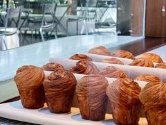 -VERIE BAKEHOUSE