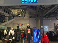 -阿迪达斯(武林银泰三叶草店)