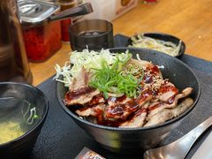 -難波肉劇場