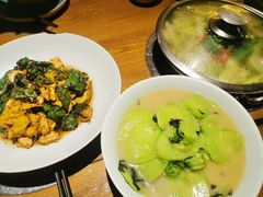 -吃饭皇帝大土家民族菜(正大广场店)