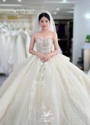 -LOVE SHINE婚纱·红鼎庄龙凤褂·妈妈装定制
