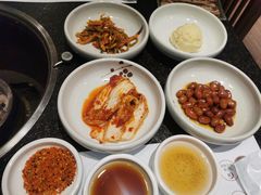 -草家酱蟹炭火烤肉店(珲春南路一店)