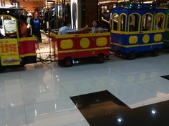 -鸿通城购物中心