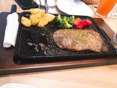 法式肋眼牛排-必胜客(砂之船中东奥莱店)