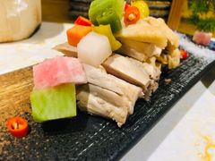 酸汤泡仔鸡-Bigger龙虾(锦屏家园店)