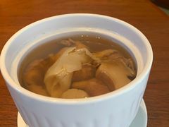 花胶炖螺头汤-新荣记(建国门外大街店)