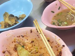 -榮泰米粉湯(Left Shop)