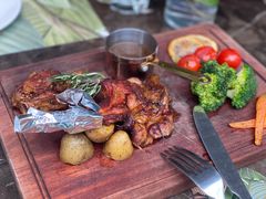 -大树餐厅(红旗街万达店)