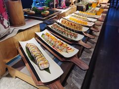 -遇上西雅图多融合海鲜自助餐厅(中房金谊广场店)