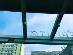 -UNI UNI(环亚凯瑟琳店)