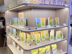 -奈雪的茶(湖滨银泰in77C区PRO店)