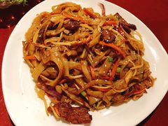 干炒牛河-花笙记打边炉·煲仔饭(五大道店)
