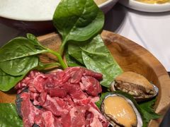 -红鼎豆捞·非遗鲍皇汤火锅(宝丰路店)