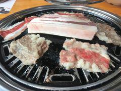 -唯成•韩国炭火烤肉 유성고기