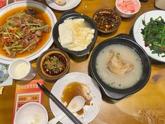 -重庆石磨豆花庄(乔庄店)