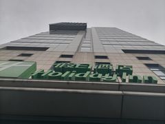 -上海虹桥西郊假日酒店