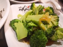-东方既白(黄兴路大润发店)