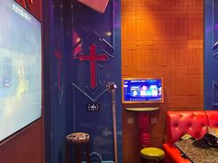 -UK派对KTV(日月广场店)