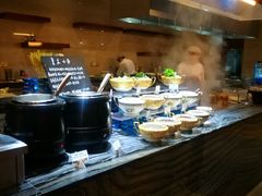 自助取餐区-盛宴标帜西餐厅龙虾.鲍鱼•牛排(重庆喜来登大酒店)