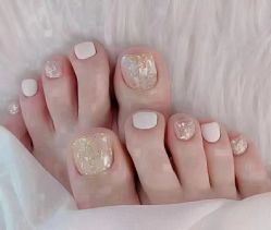 -悦指间美甲美睫