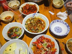-琥珀老六龙虾(四里河店)