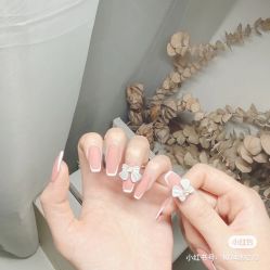 -Pink You美甲洗眉纹绣定制中心