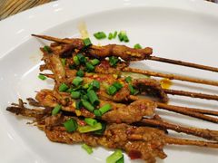 -范二妹独特烧烤夜宵城(宜宾总店)