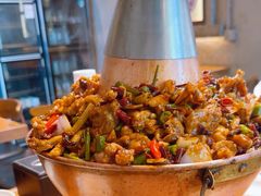 -炉小二铜锅牛蛙•川湘菜(三里屯店)