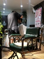 -ONE·男士国潮·美式渐变·理发馆·BARBER SHOP