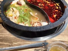 -销魂美蛙鱼头火锅(上海首店)