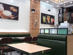 -佰搭果·广式茶餐厅(西华路店)