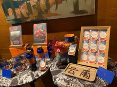 零售区-星巴克臻选(深圳皇庭广场分店)