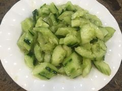-周家大连水饺(美专校街店)