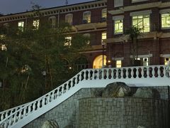 -香港大学