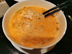 龙皇汤蟹肉稻庭面-北京四季酒店·采逸轩