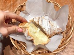 黄金流奶羊角-麦田工坊(月湖店)