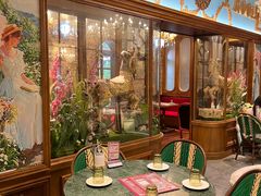 -秘密旅行Bonjour(黑金冠 江南西店)