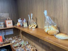 -yeast面包店