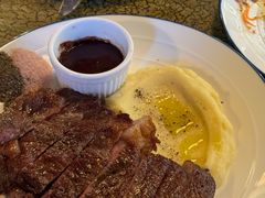 -羽深肉铺 Steak & Wine